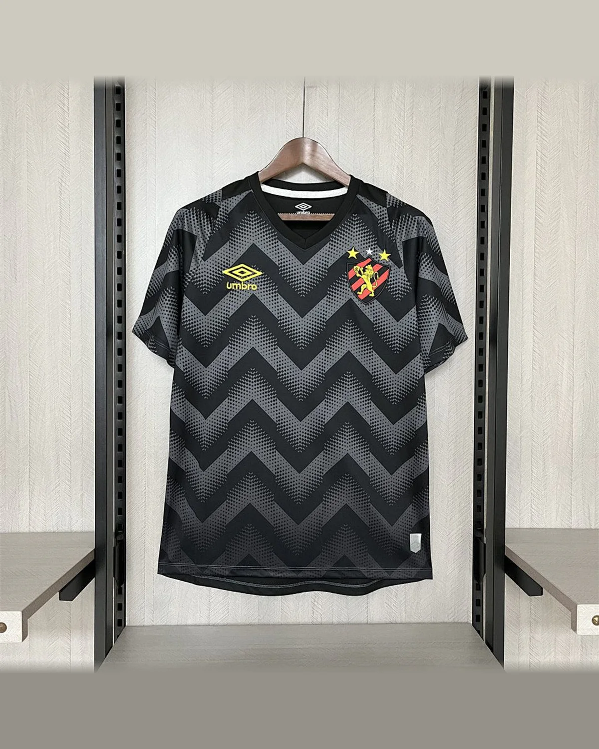 Sporting CP 2024/25 Sporting Recife Goalkeeper Grey Jersey football jersey