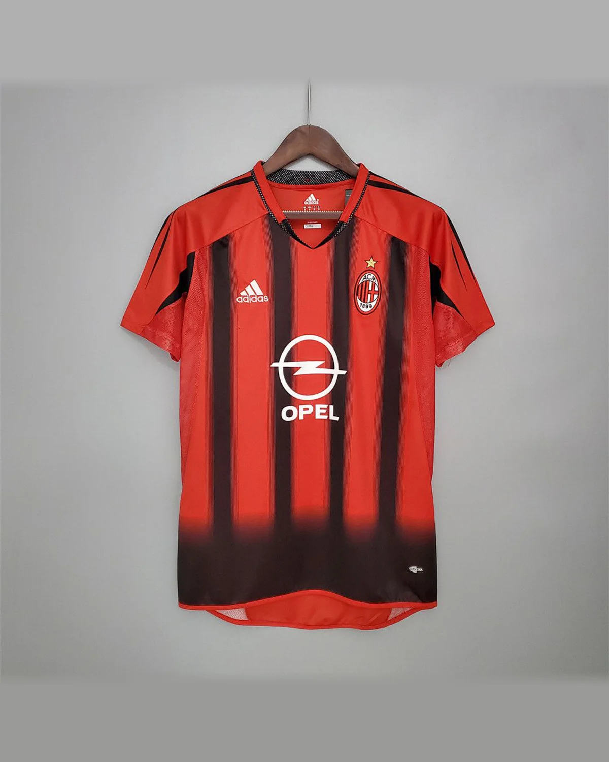 AC Milan Retro 04/05 AC Milan Home football jersey