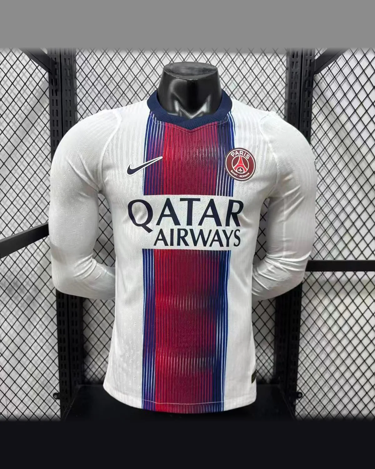 Paris Saint-Germain 2026/27 Paris Long-Sleeve Shirt - Player Version football jersey