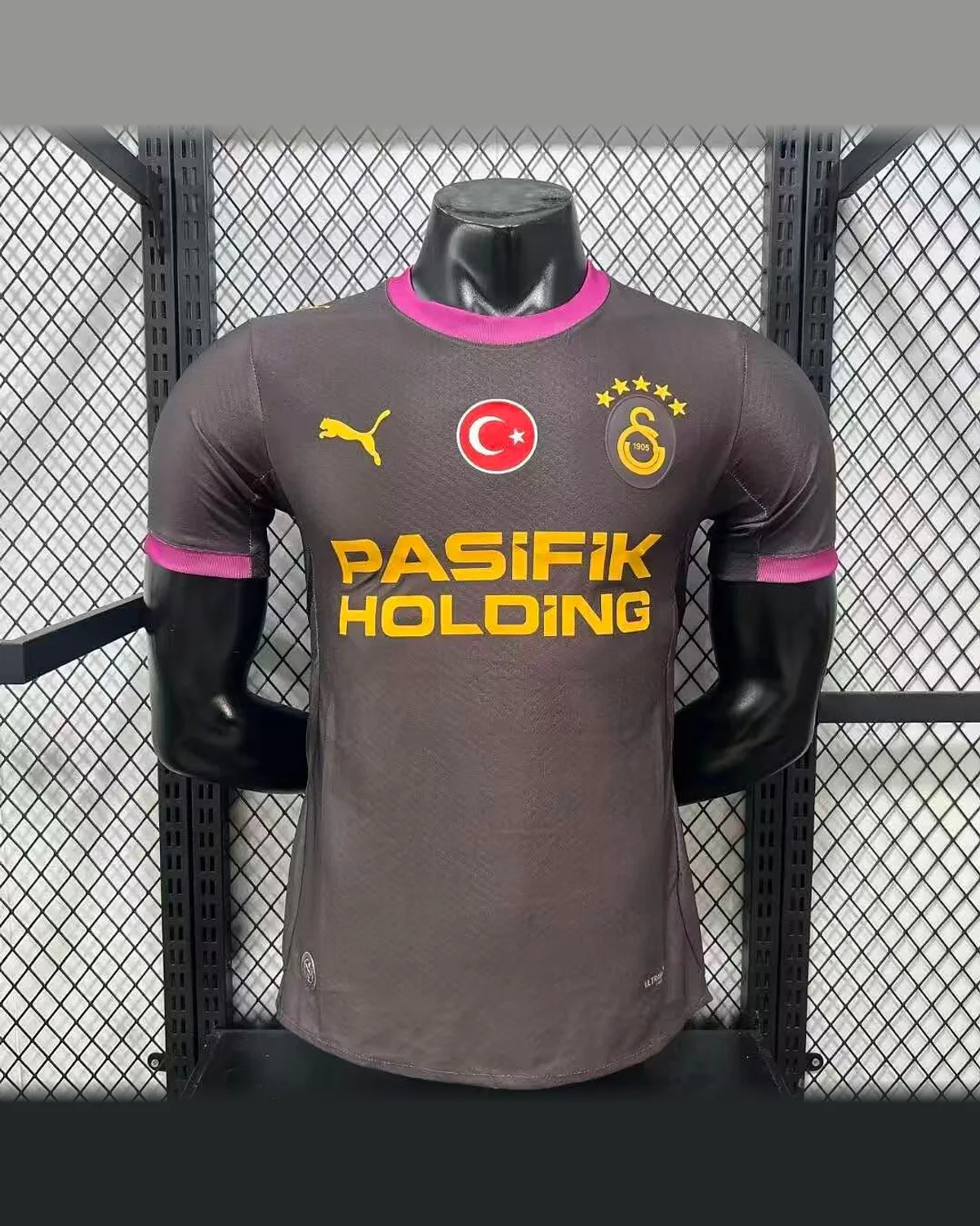 Galatasaray 26 Galatasaray Home - Player Version football jersey