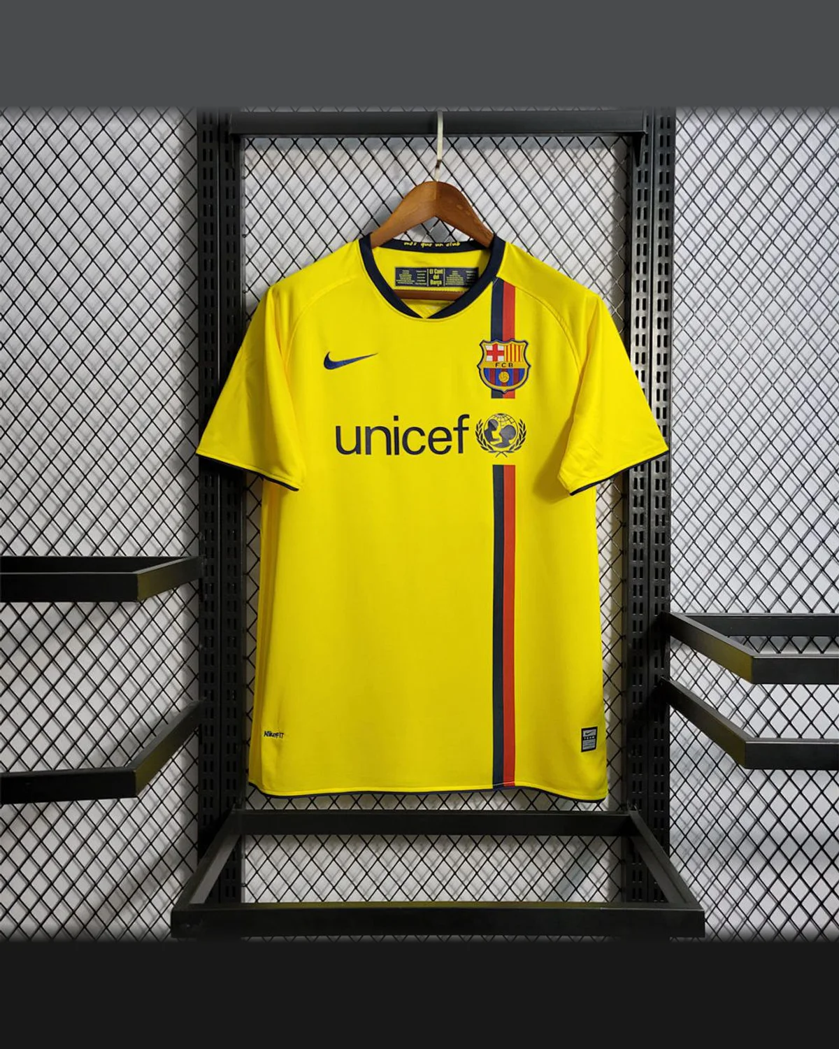 FC Barcelona Retro 08/09 Barcelona Away football jersey