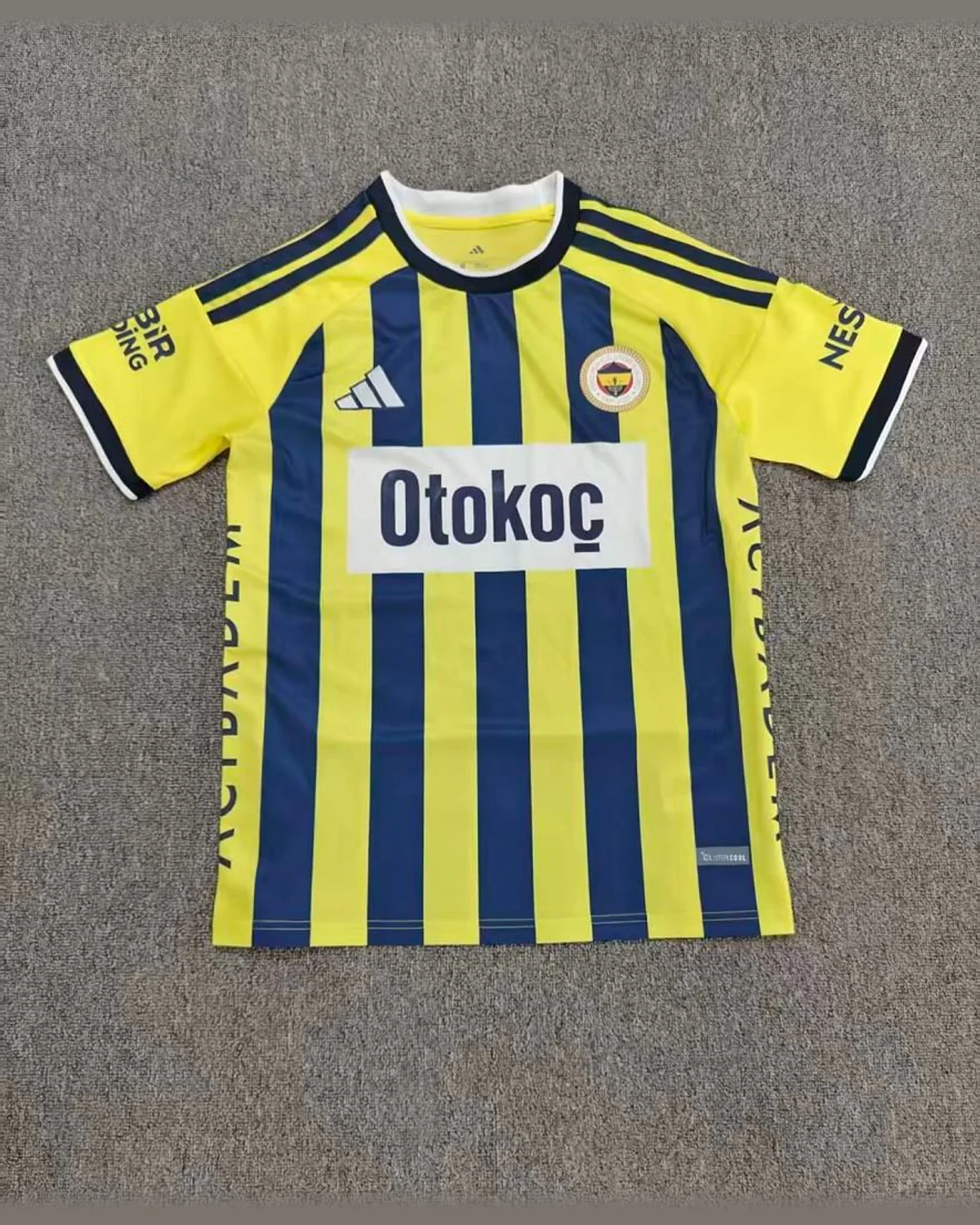 Fenerbahçe Fenerbahçe's home football jersey