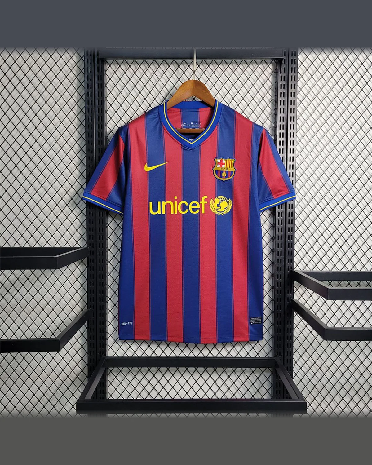 FC Barcelona Retro 09/10 Barcelona Home football jersey