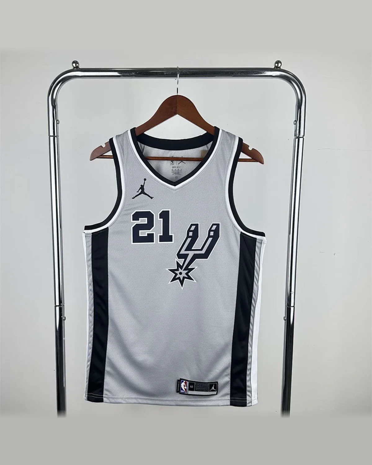 Tottenham Hotspur Tottenham Hotspur San Antonio Spurs 2020/21 V-Neck Grey Jersey DUNCAN#21 football jersey