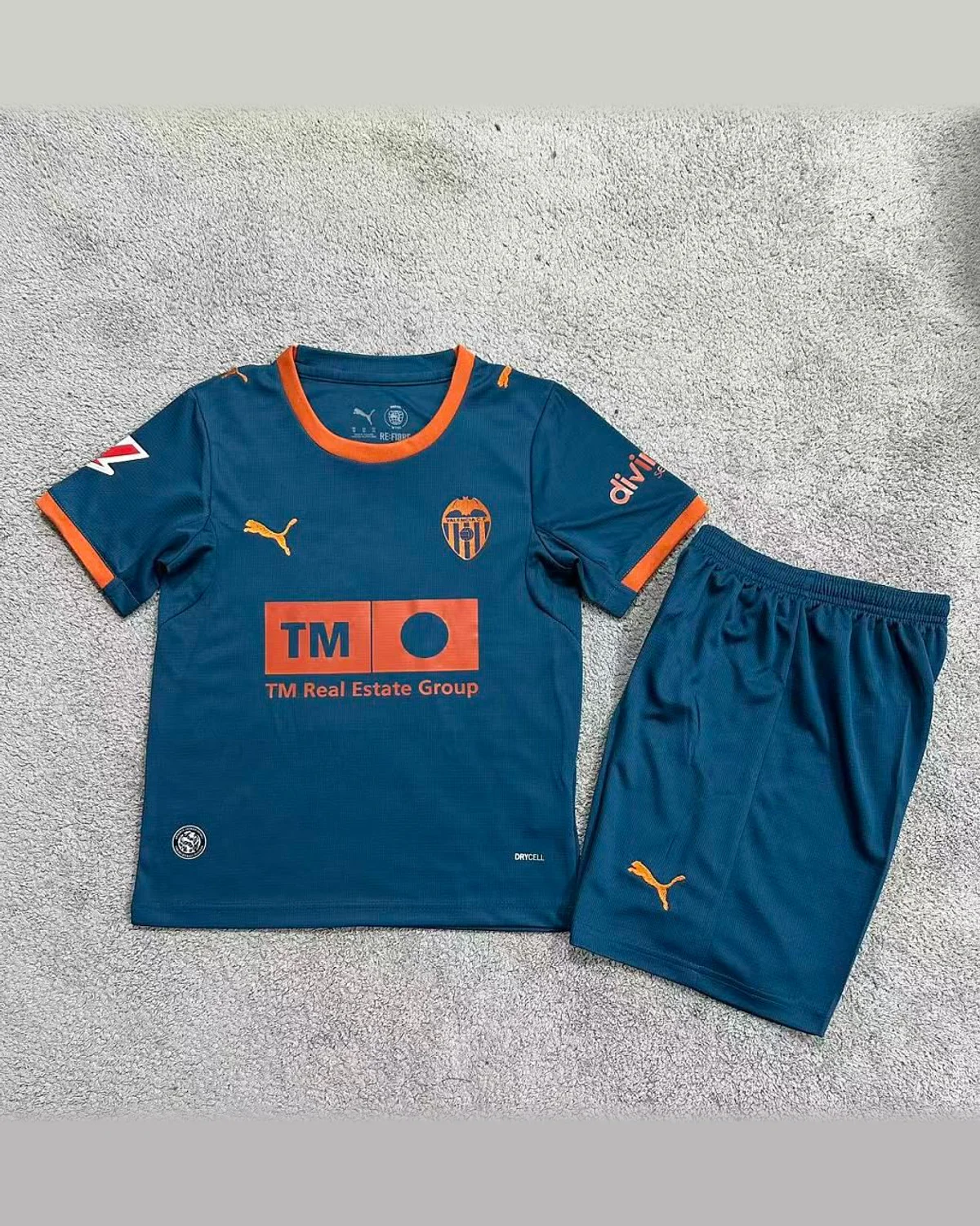 Valencia 2026/27 Valencia (away) football jersey
