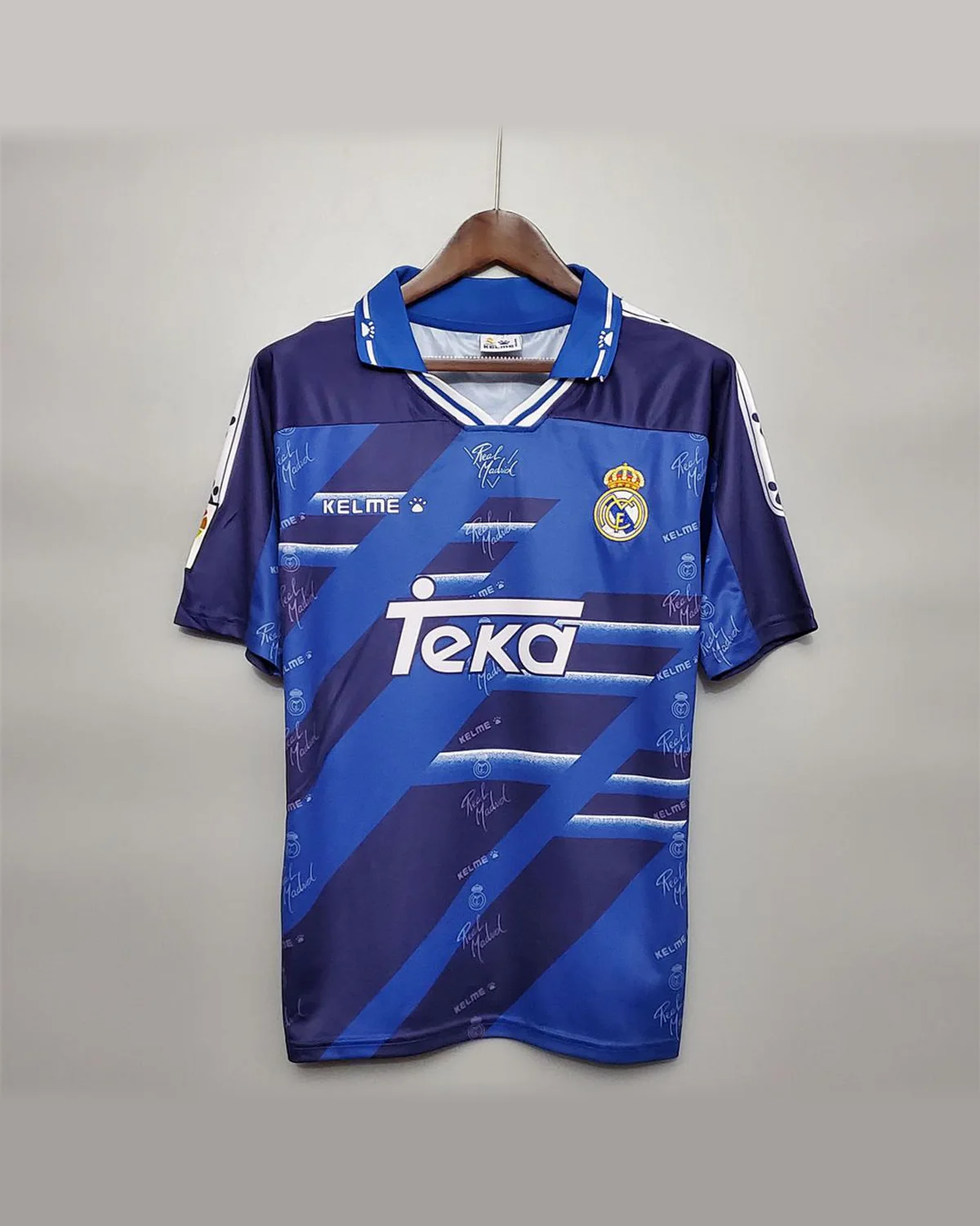 Real Madrid Retro 94/96 Real Madrid Away football jersey