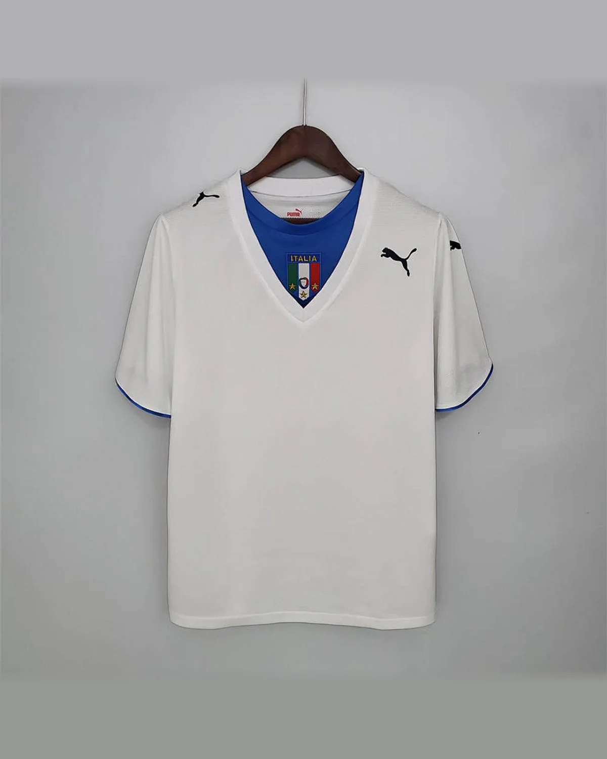 Italy Retro 2006 Italy away football jersey